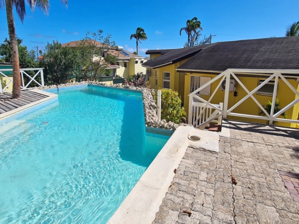 Atlantic Shores No.161 - family home for rental pool view