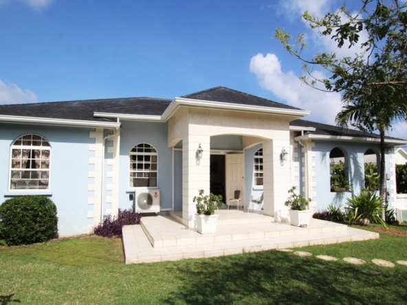 BLUE BAYOU VILLA - beautiful home for long-term rental